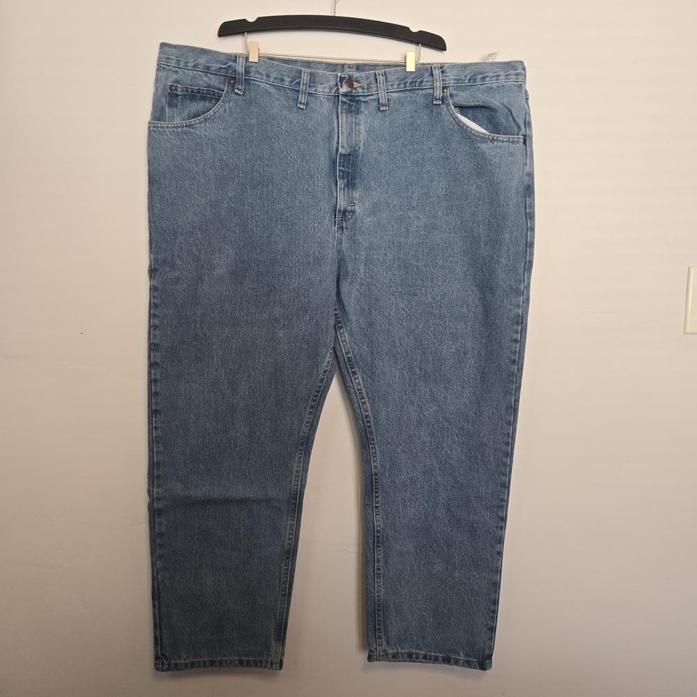Wrangler Men's Light Blue Relaxed Jeans 46×30